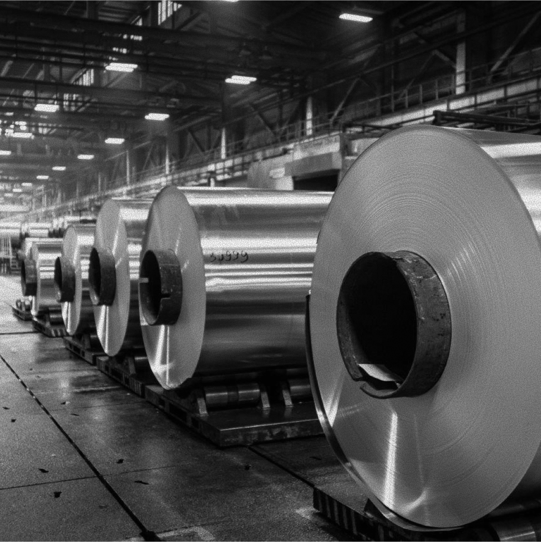 Богатый выдался понедельник на даты. Крупнейший российский завод по производству фольги и упаковочных материалов на ее основе САЯНАЛ отмечает свой день рождения