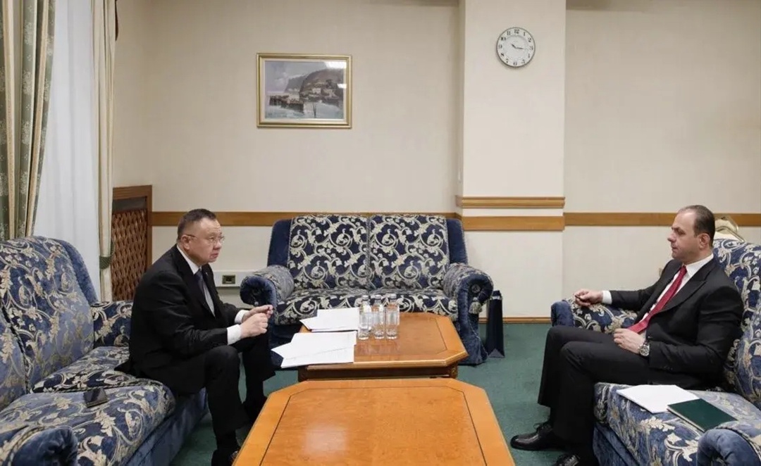 Министр строительства и ЖКХ РФ Ирек Файзуллин и Глава Администрации Президента Сирийской Арабской Республики Махер Шараа обсудили приоритетные вопросы развития…