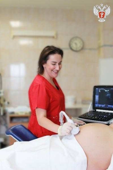 Роддом Клиники Южно-Уральского ГМУ Минздрава России получил новое оборудование благодаря нацпроекту "Семья"