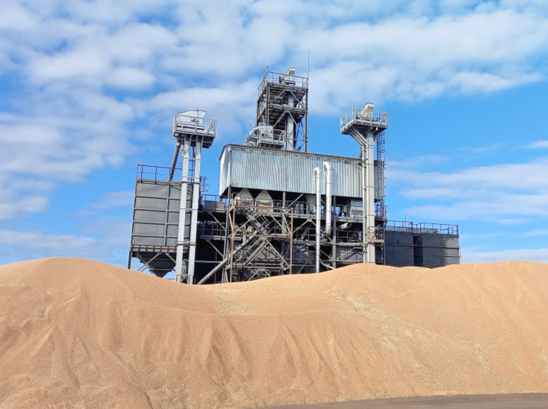 Аналитический центр «Русагротранса» повысил прогноз экспорта пшеницы в октябре почти на 0,5 млн т, до 5,65 млн т, что ниже, чем год назад (5,98 млн т), но выше…