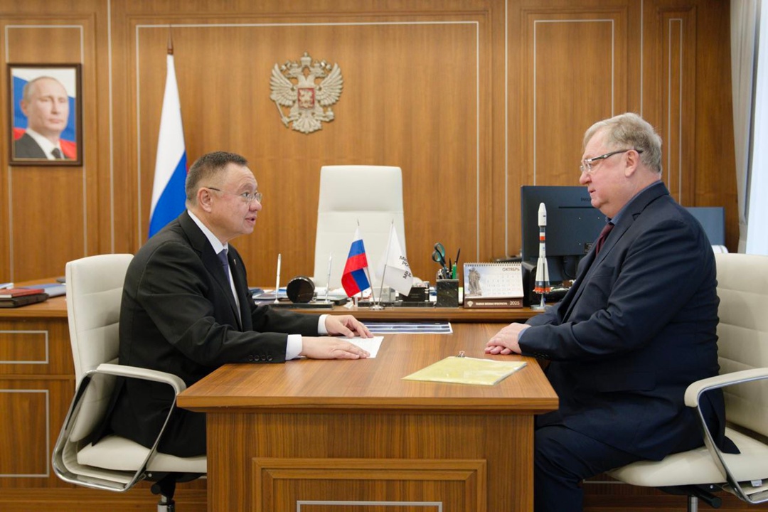 Глава Минстроя России Ирек Файзуллин провел рабочую встречу с председателем Общественного совета при Минстрое России Сергеем Степашиным