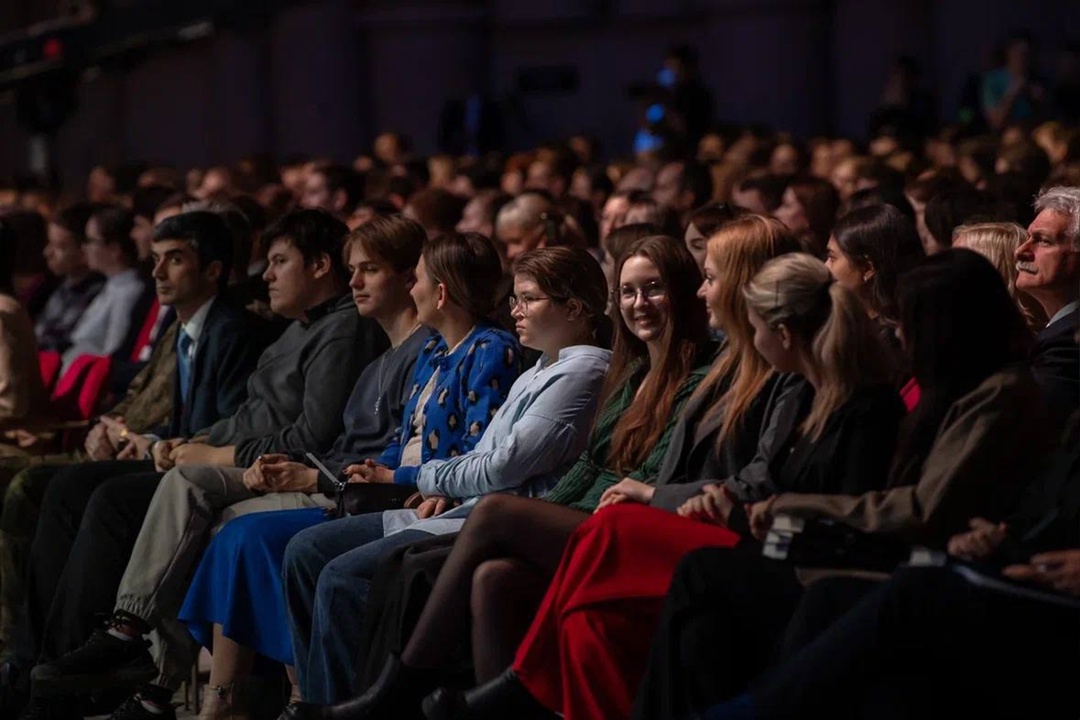 Дмитрий Чернышенко и Валерий Фальков дали старт просветительскому марафону «Знание.Наука».