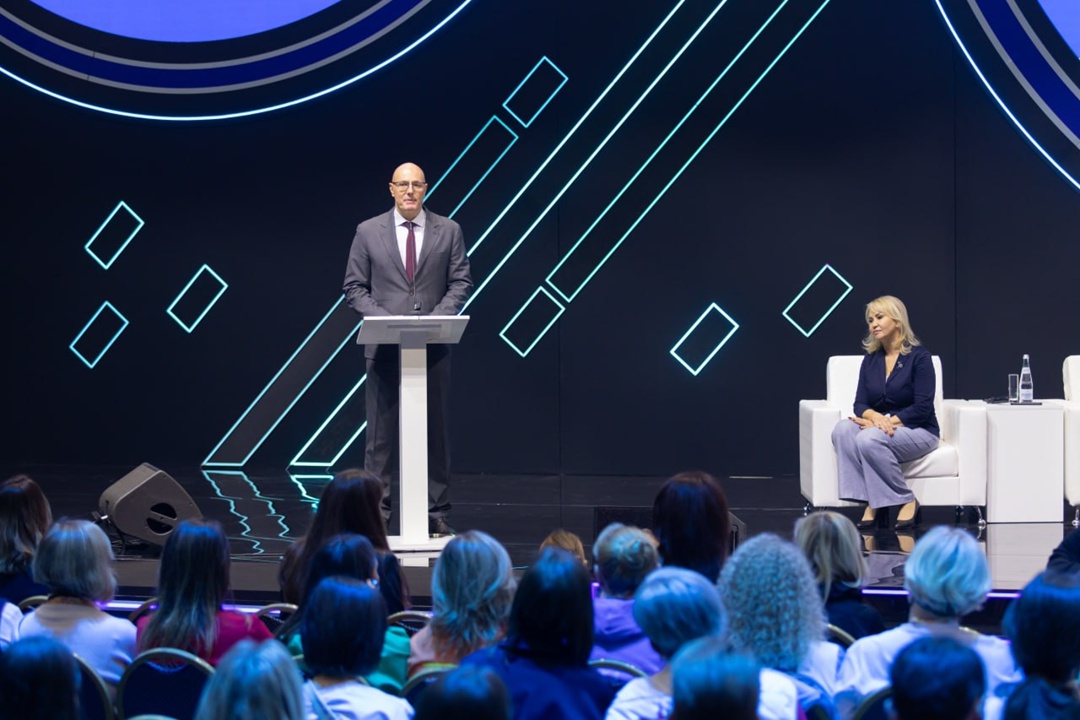 Дмитрий Чернышенко поприветствовал участников Национального чемпионата «Абилимпикс».