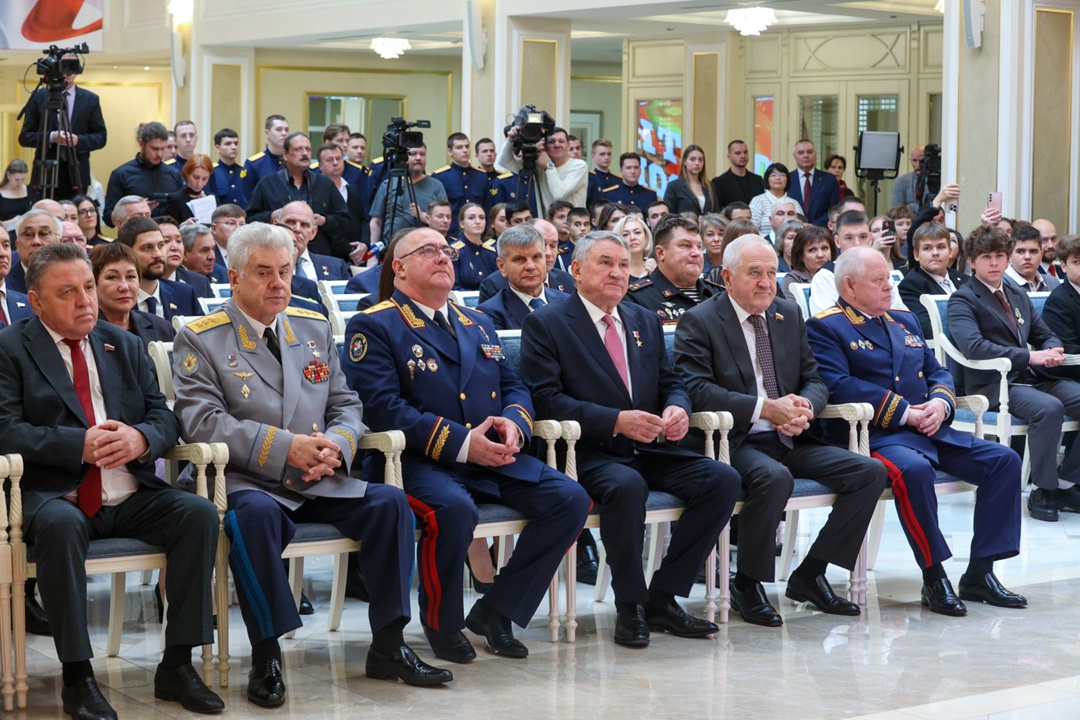 В Совете Федерации наградили детей-героев за спасение людей и проявленное мужество