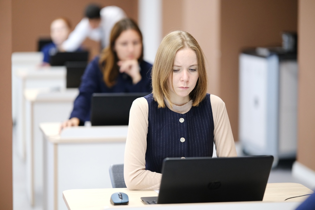 Большой этнографический диктант написали специалисты Амурского ГПЗ и учащиеся «Газпром школы Свободный»