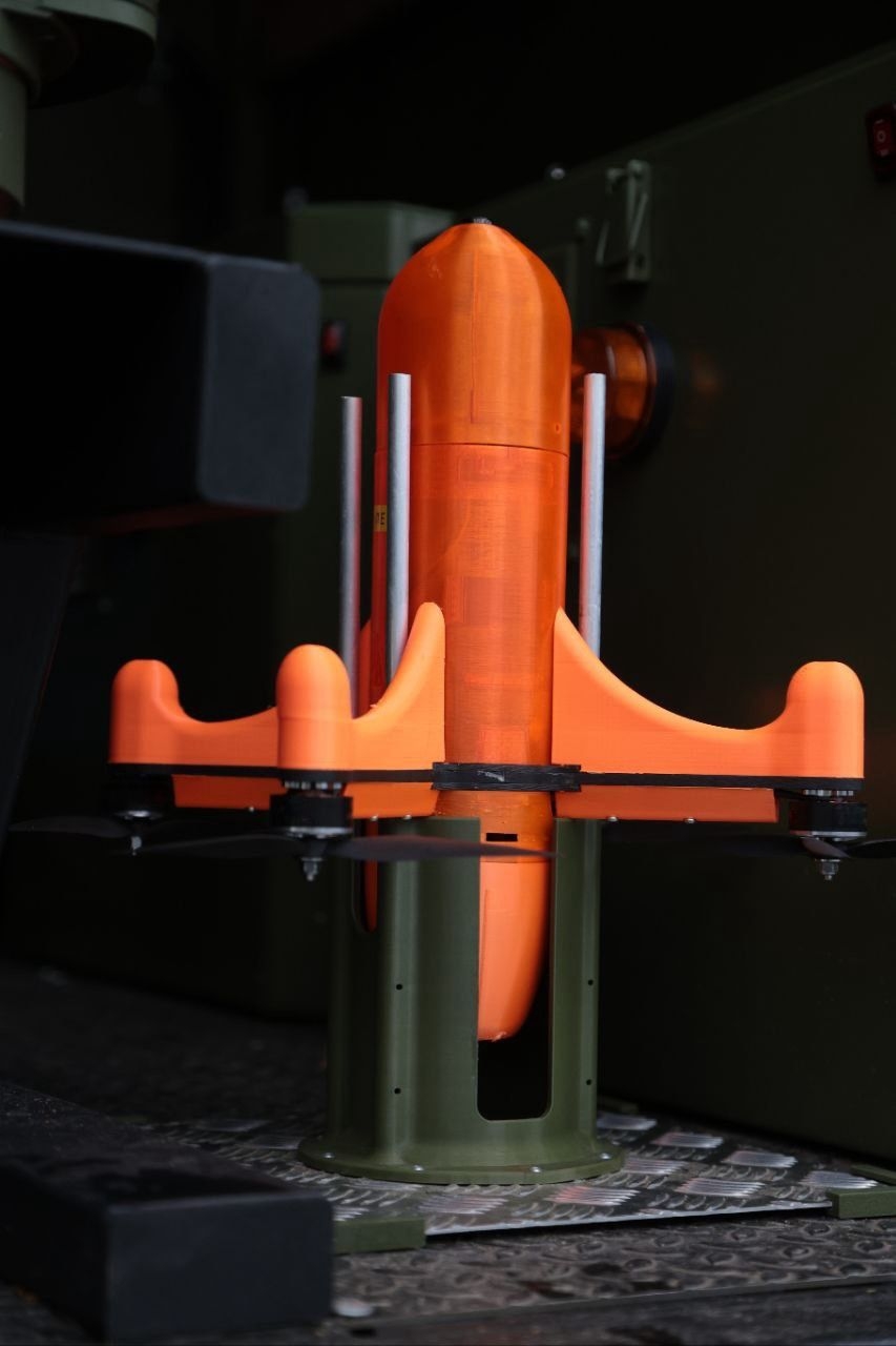 Недавно мы рассказывали про новый антидрон-комплекс с БПЛА-перехватчиком