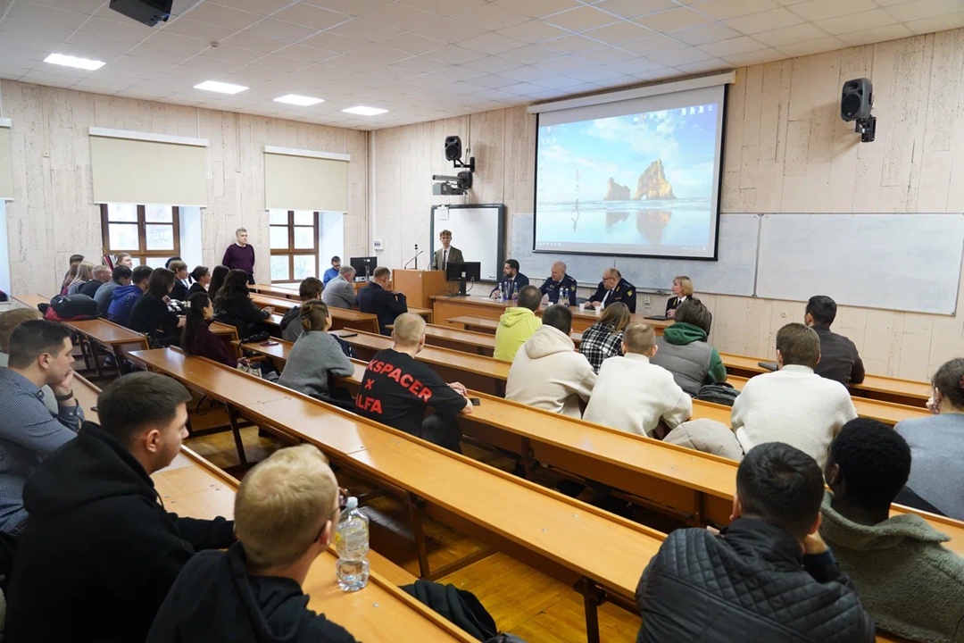 Ростехнадзор принял участие в Ярмарке вакансий Национального исследовательского технологического университета МИСИС.