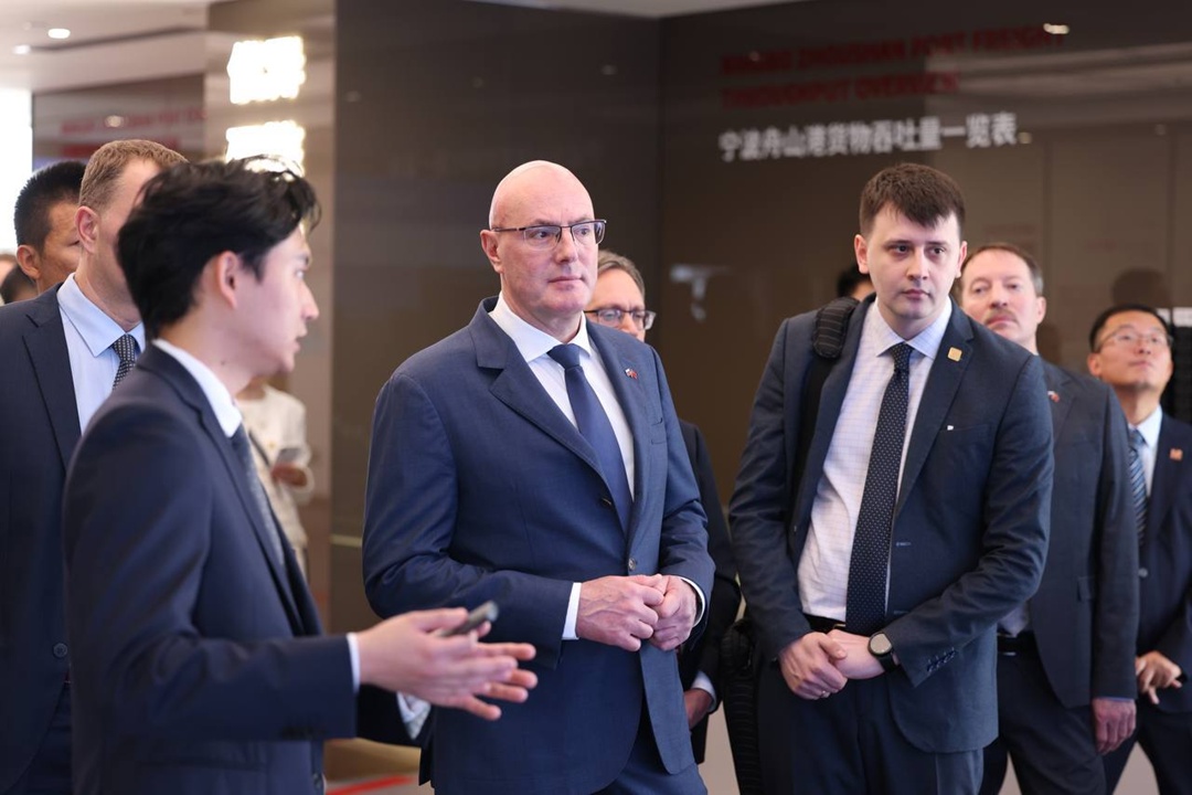 Дмитрий Чернышенко: Россия нацелена на практическое взаимодействие и конкретные результаты сотрудничества с Китаем