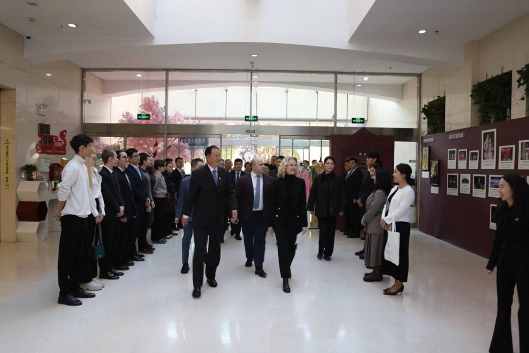 Татьяна Голикова встретилась со студентами Университета международного бизнеса и экономики в Пекине