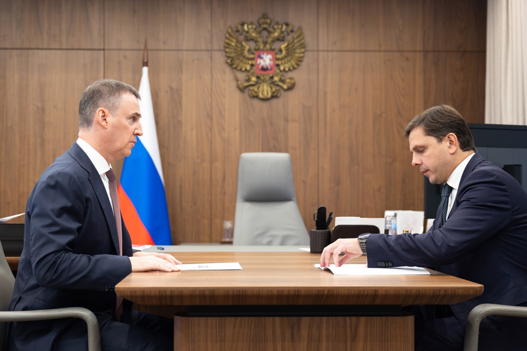 Дмитрий Патрушев и губернатор Орловской области Андрей Клычков обсудили вопросы экологии региона.