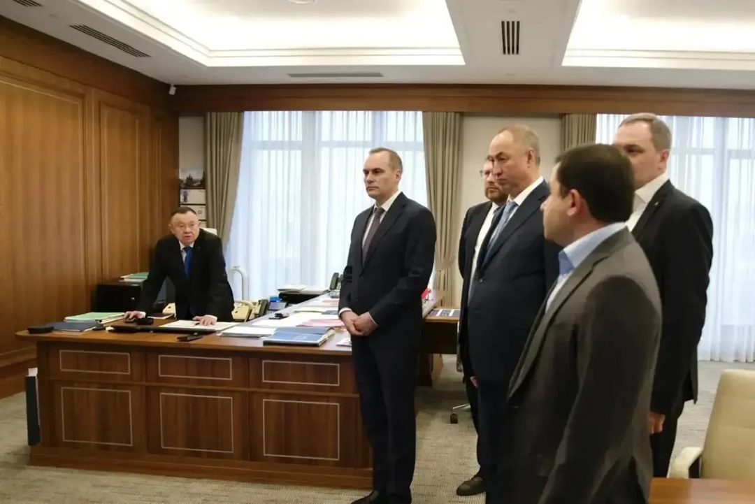 Глава Минстроя России Ирек Файзуллин провел рабочую встречу с Главой Республики Мордовия Артемом Здуновым