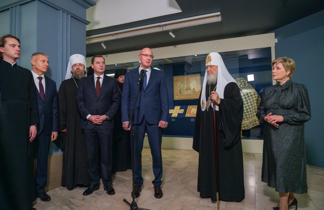 Дмитрий Чернышенко и Патриарх Московский и всея Руси Кирилл открыли выставку, посвященную 600-летию Соловецкого монастыря.