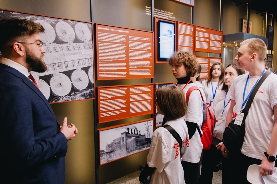 Сергей Цивилев встретился с детьми из Донецкой Народной Республики