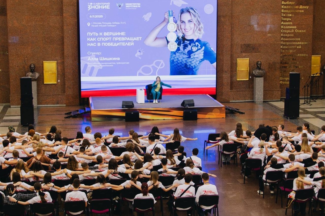 Сергей Цивилев встретился с детьми из Донецкой Народной Республики