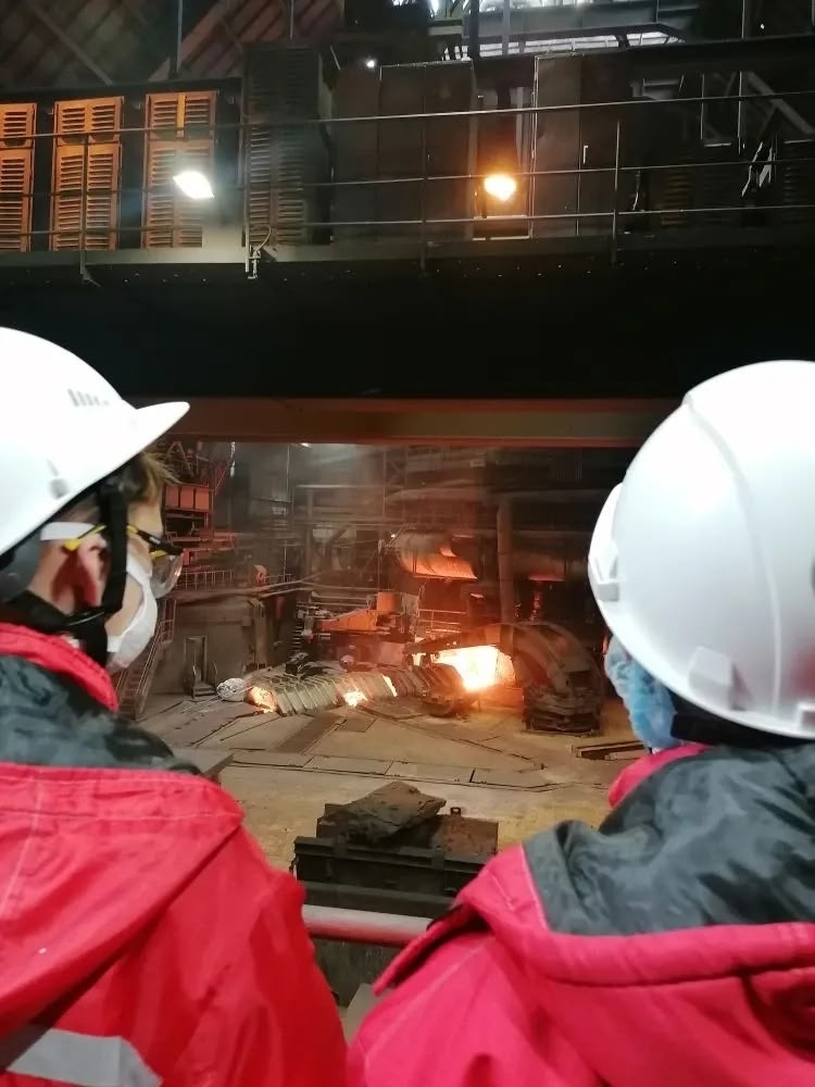 Участники проекта «Первые в профессии» из 10 «Б» класса побывали на экскурсии в ПАО «ММК» — и своими глазами увидели, как работает одно из крупнейших…