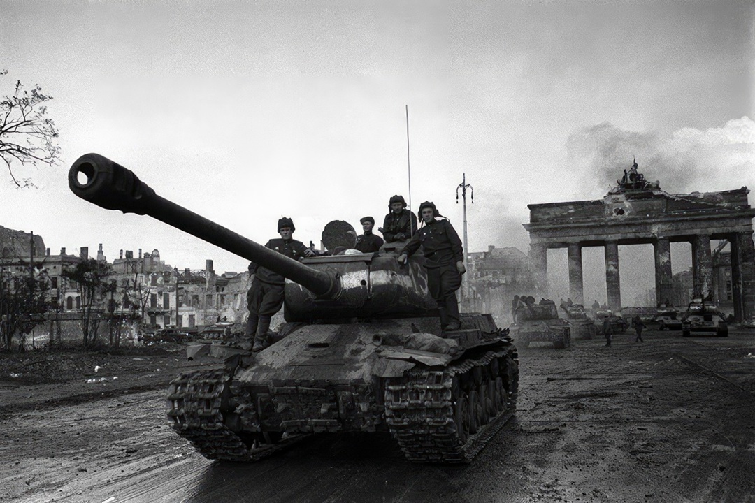 Конструкторы стальных машин Труд конструкторов танков редко оказывается в центре внимания, но именно они определяют внешний вид, огневую мощь и надежность…