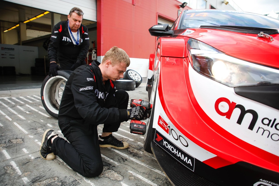 В лучшую гоночную команду страны — после защиты диплома