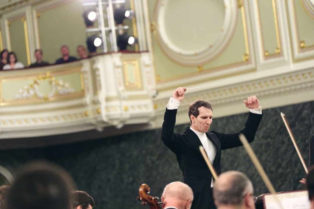 Голоса, покорившие капеллу Заключительный концерт серии «Шедевры мировой оперы» прошёл в Государственной академической капелле в Санкт-Петербурге.