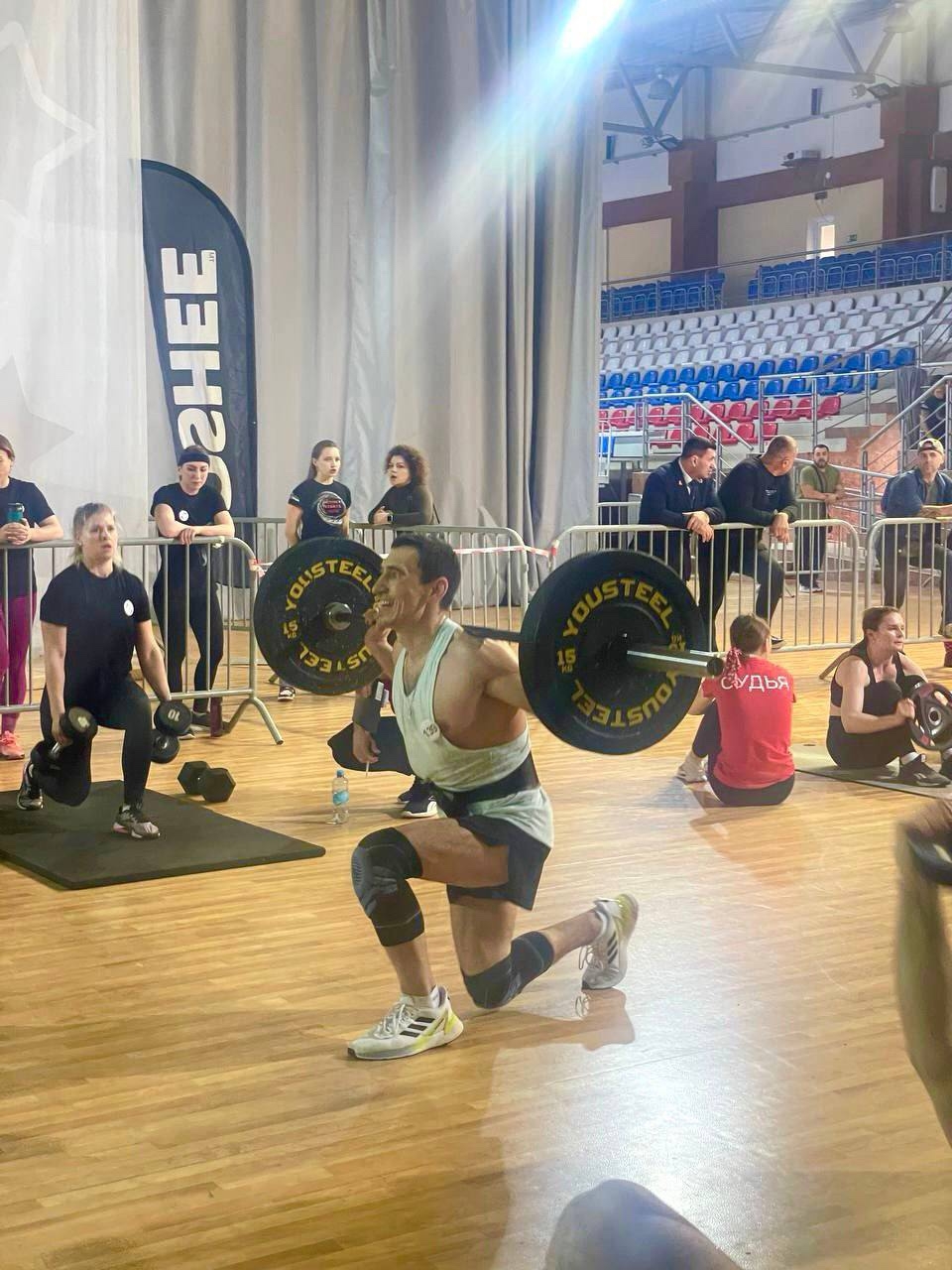 Подтянуться до -го места Наш коллега из Калининграда Юрий Котляров стал бронзовым призёром Чемпионата России по бодибилдингу и фитнесу.