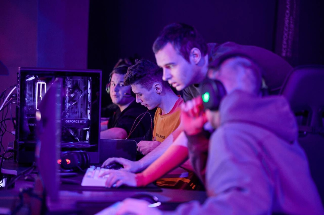 КУБОК ФИДЖИТАЛ-ТУРНИРА «ГАЗПРОМ ПЕРЕРАБОТКА БЛАГОВЕЩЕНСК» РАЗЫГРАЛИ МОЛОДЫЕ РАБОТНИКИ И СТУДЕНТЫ АМУРСКОГО ГОСУНИВЕРСИТЕТА