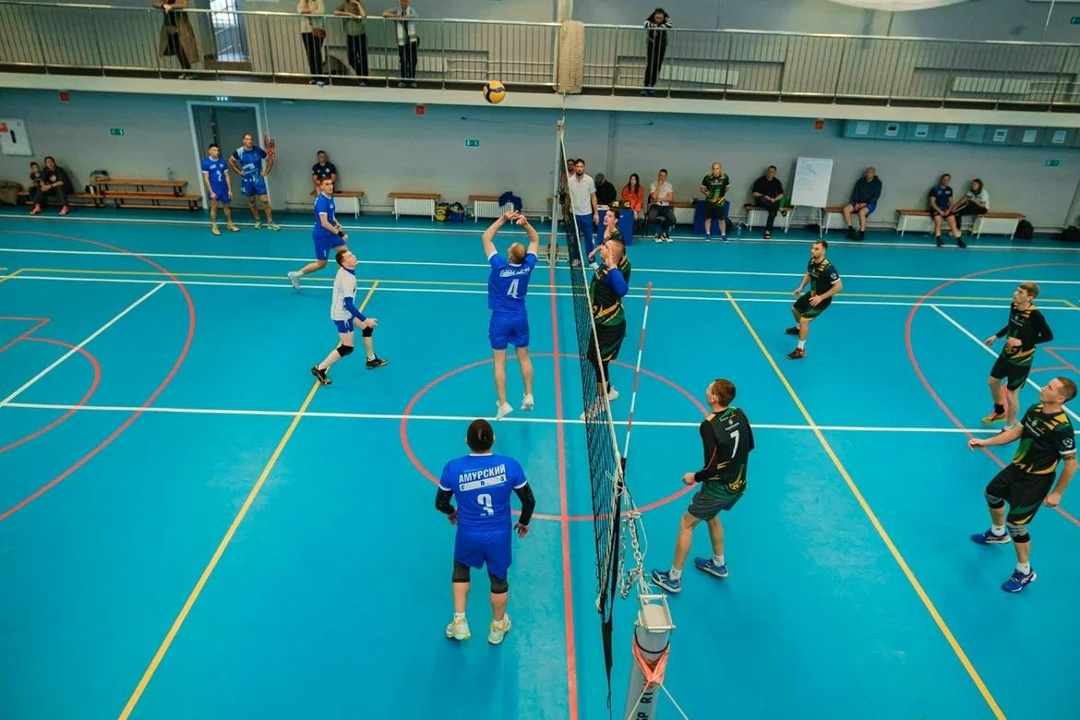 СЕРЕБРО ЗАВОЕВАЛИ ВОЛЕЙБОЛИСТЫ АМУРСКОГО ГПЗ В РЕГИОНАЛЬНОМ СОСТЯЗАНИИ С КОМАНДАМИ КРУПНЫХ ПРОМЫШЛЕННЫХ ПРЕДПРИЯТИЙ