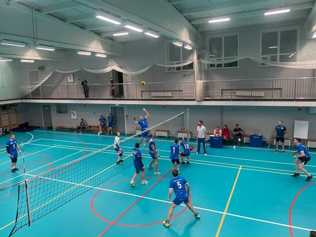 СЕРЕБРО ЗАВОЕВАЛИ ВОЛЕЙБОЛИСТЫ АМУРСКОГО ГПЗ В РЕГИОНАЛЬНОМ СОСТЯЗАНИИ С КОМАНДАМИ КРУПНЫХ ПРОМЫШЛЕННЫХ ПРЕДПРИЯТИЙ