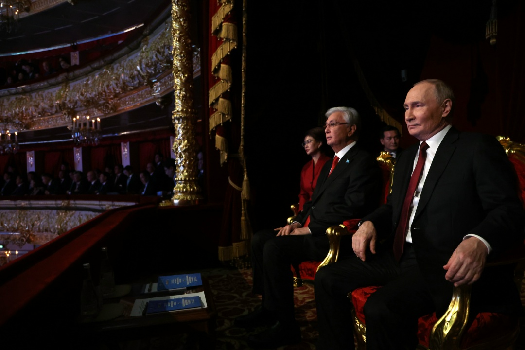 Главы государств посетили гала-концерт мастеров искусств Казахстана в Большом театре