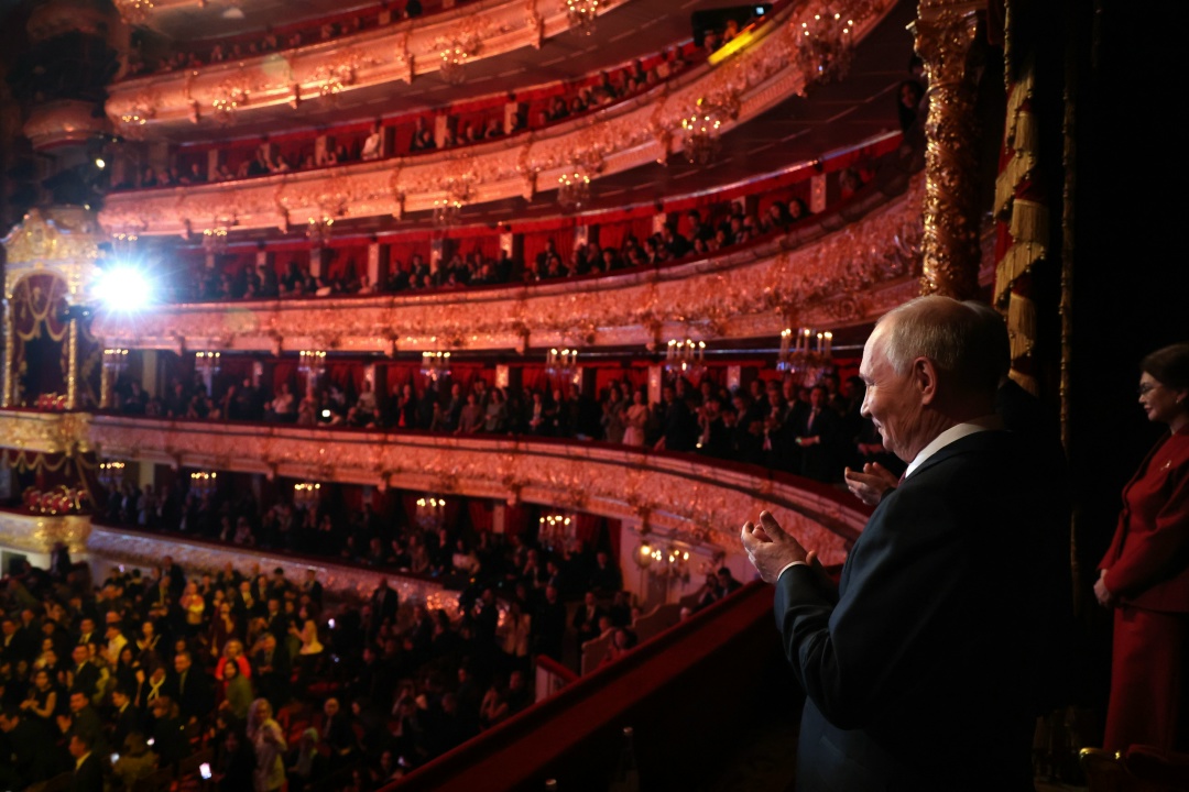 Главы государств посетили гала-концерт мастеров искусств Казахстана в Большом театре