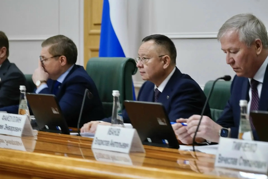 Глава Минстроя России Ирек Файзуллин принял участие в заседании Совета по вопросам жилищного строительства и содействия развитию ЖКХ на тему «Функционирование…