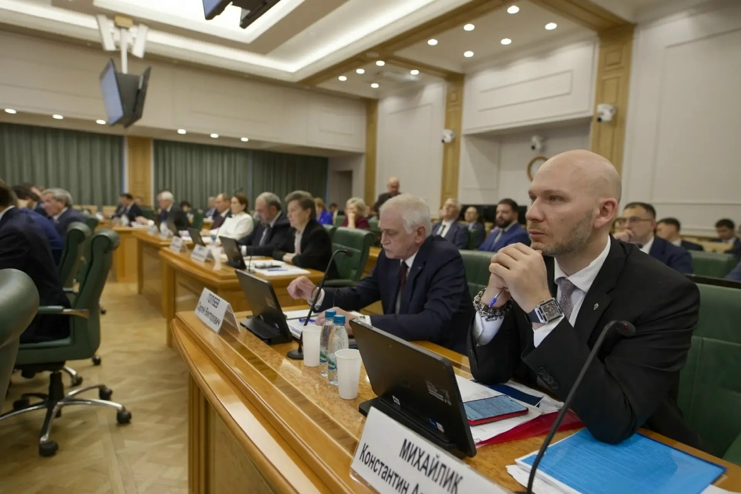 Глава Минстроя России Ирек Файзуллин принял участие в заседании Совета по вопросам жилищного строительства и содействия развитию ЖКХ на тему «Функционирование…