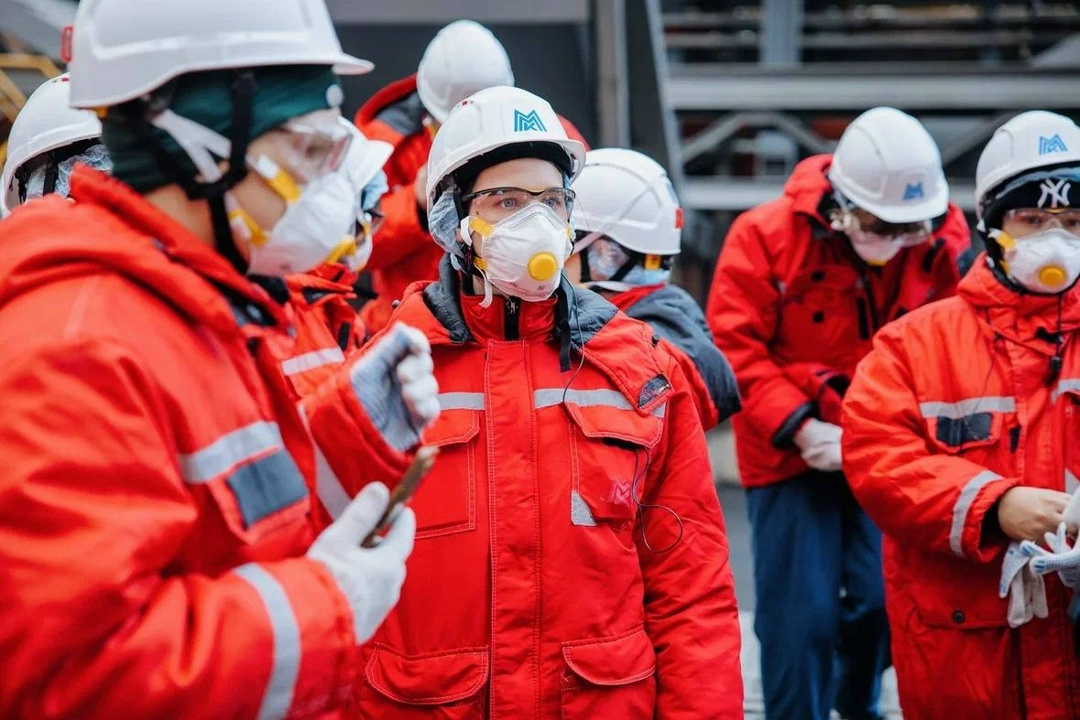 Юннаты на реальном производстве Первый выезд в рамках Всероссийского проекта «Юннаты. Резерв будущего» прошёл в Магнитогорске