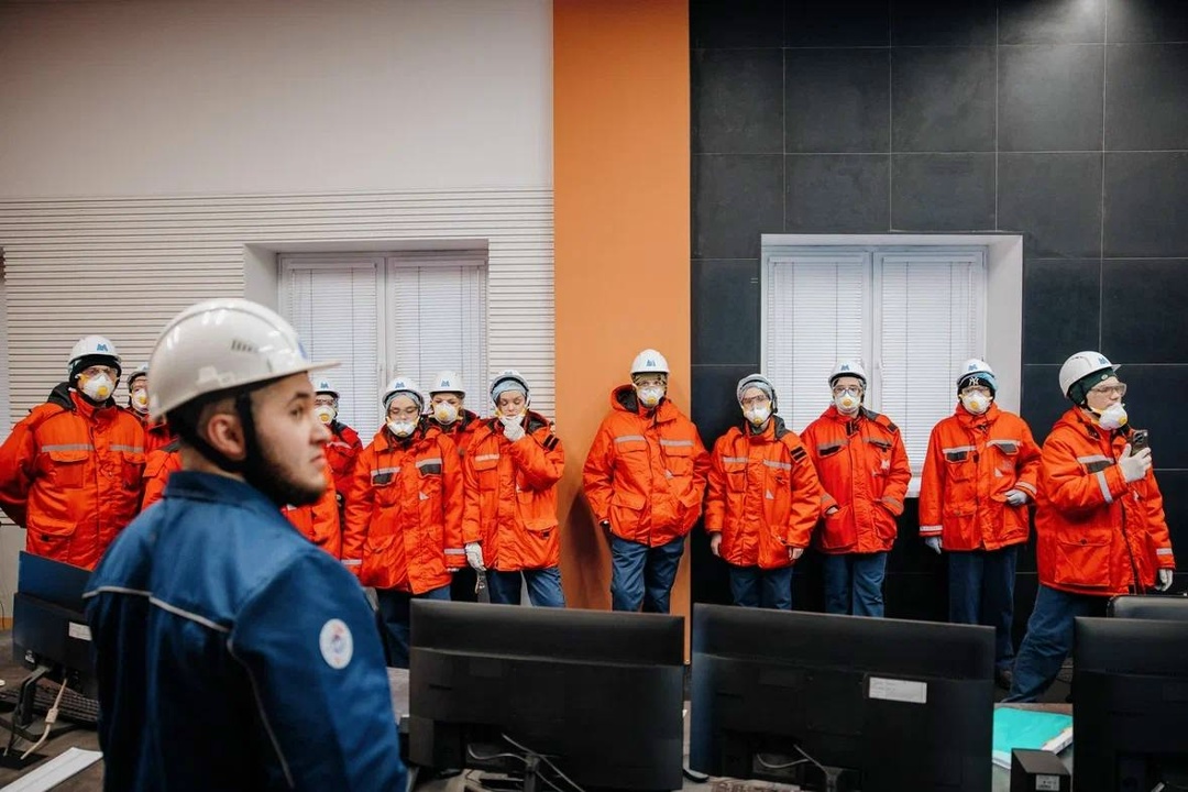 Юннаты на реальном производстве Первый выезд в рамках Всероссийского проекта «Юннаты. Резерв будущего» прошёл в Магнитогорске