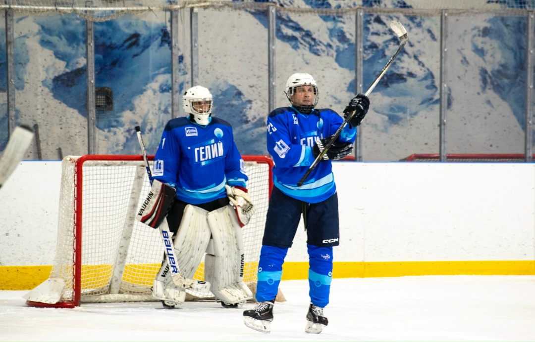 БОЛЕЕМ ЗА «ГЕЛИЙ» - В СВОБОДНОМ ОТКРЫТ ХОККЕЙНЫЙ СЕЗОН