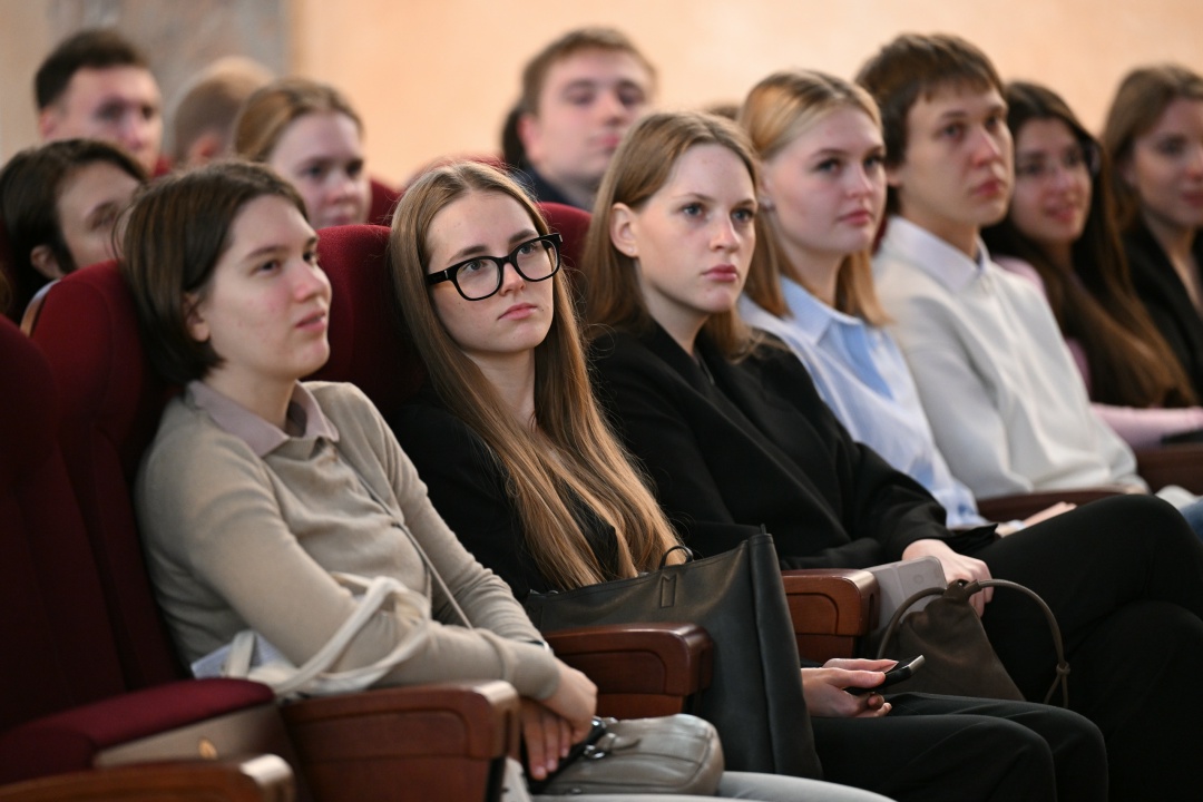 Студенты вновь в гостях у Минфина России!