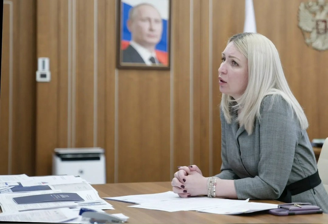 Глава Минстроя России Ирек Файзуллин провел совещание по вопросам строительства социальной инфраструктуры в Омской области