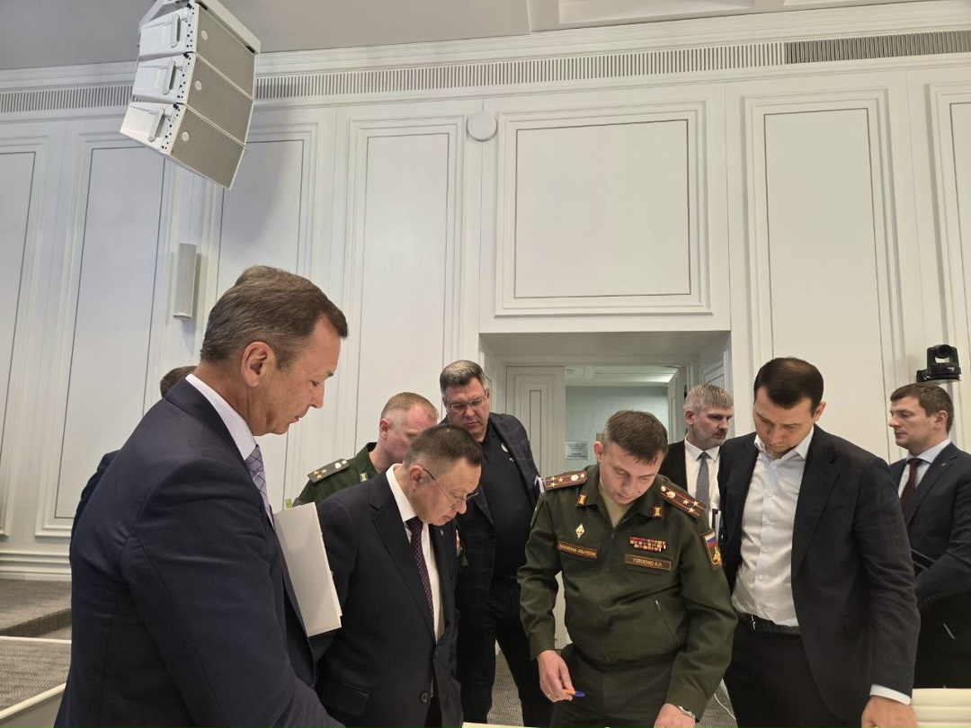 Глава Минстроя России Ирек Файзуллин провел совещание по вопросам водоснабжения Донецкой Народной Республики и развития водовода «Река Дон – канал Северский…