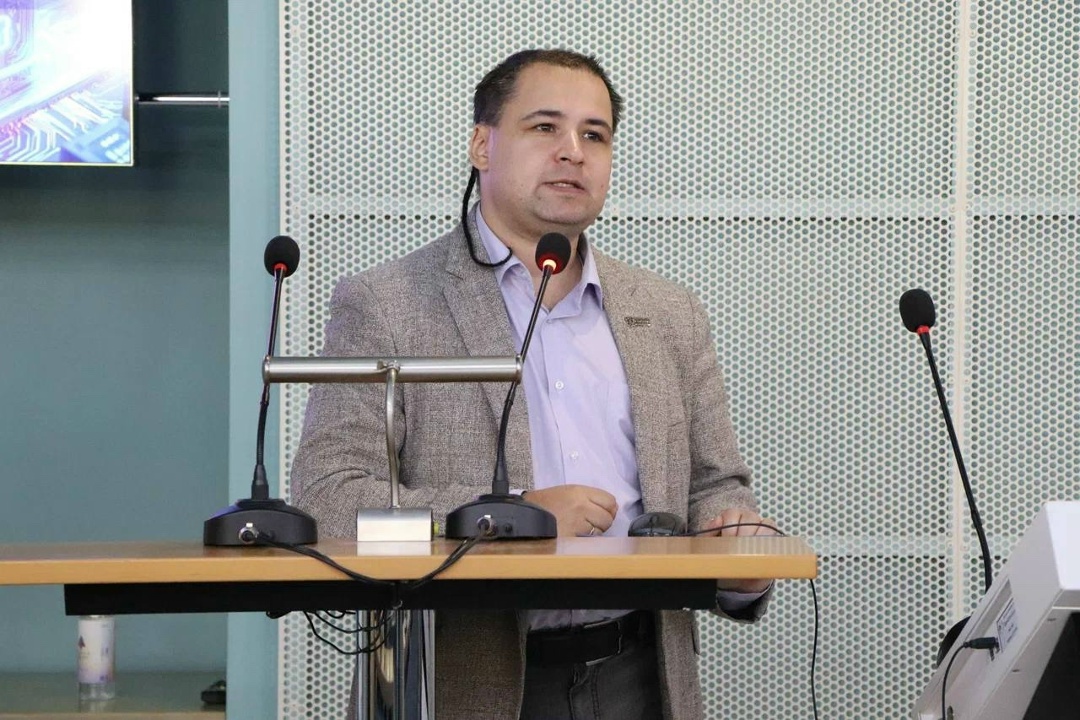 Применить технологии искусственного интеллекта на Авроре для определения свежести фруктов — над такой задачей предстоит потрудиться участникам ИТ-чемпионата в…