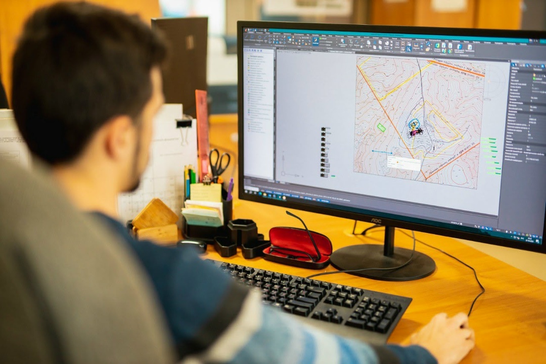 В воскресенье отмечаем День проектировщика. В нашей компании такие специалисты тоже есть – это инженеры «Промуглепроекта».