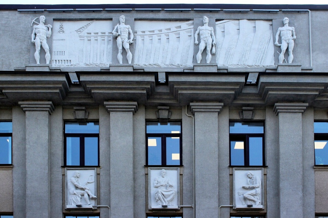 Гидротехнический институт им. Б.Е. Веденеева на улице Гжатской в Санкт-Петербурге признан памятником архитектуры и науки XX века и включен в госреестр объектов…