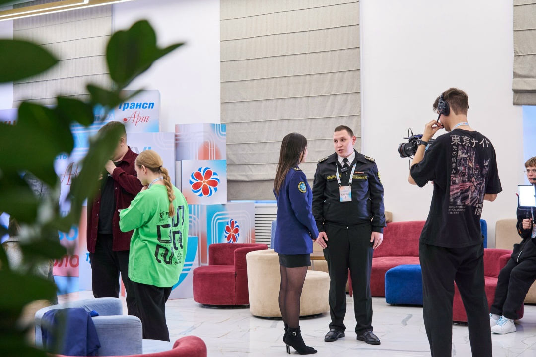 Транспортная неделя неделя продолжается: прошло открытие Международного фестиваля «ТранспАрт-2025» и слета Кибердружин