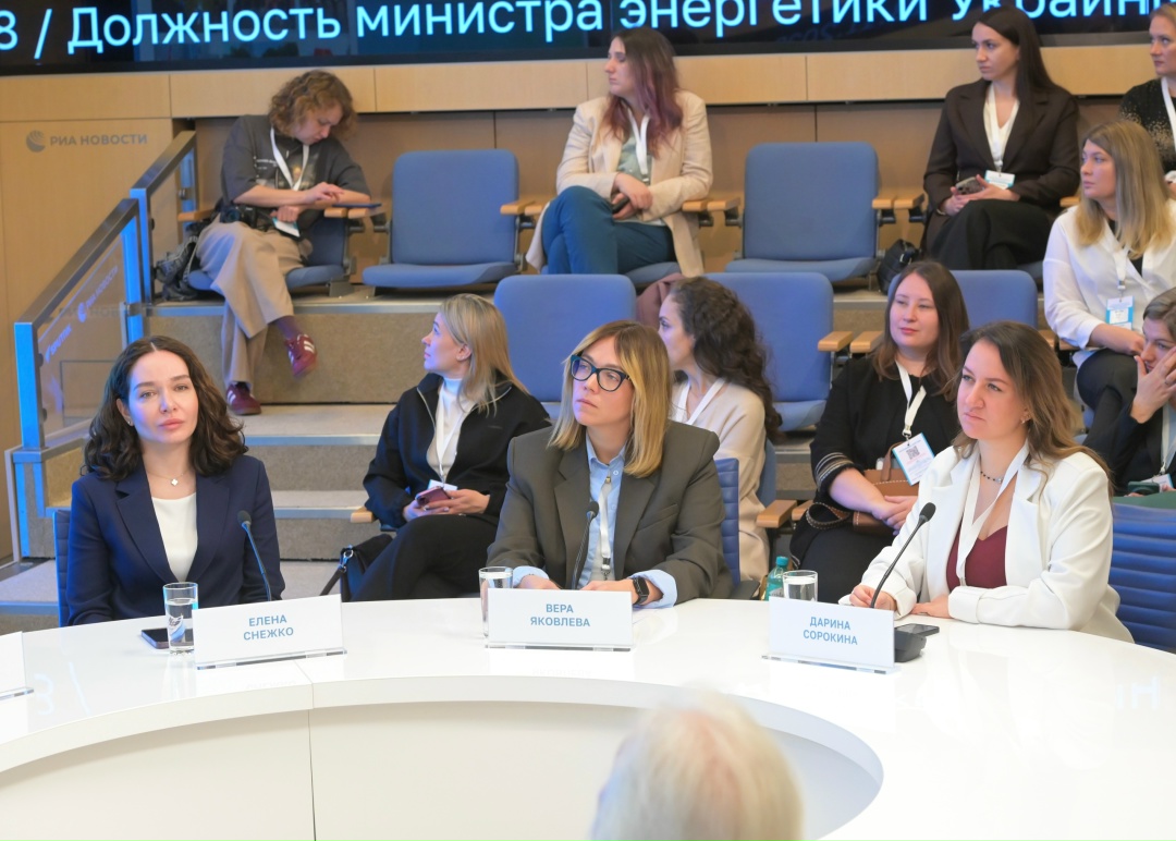 Доброго всем понедельника от «чемпионов добрых дел»!