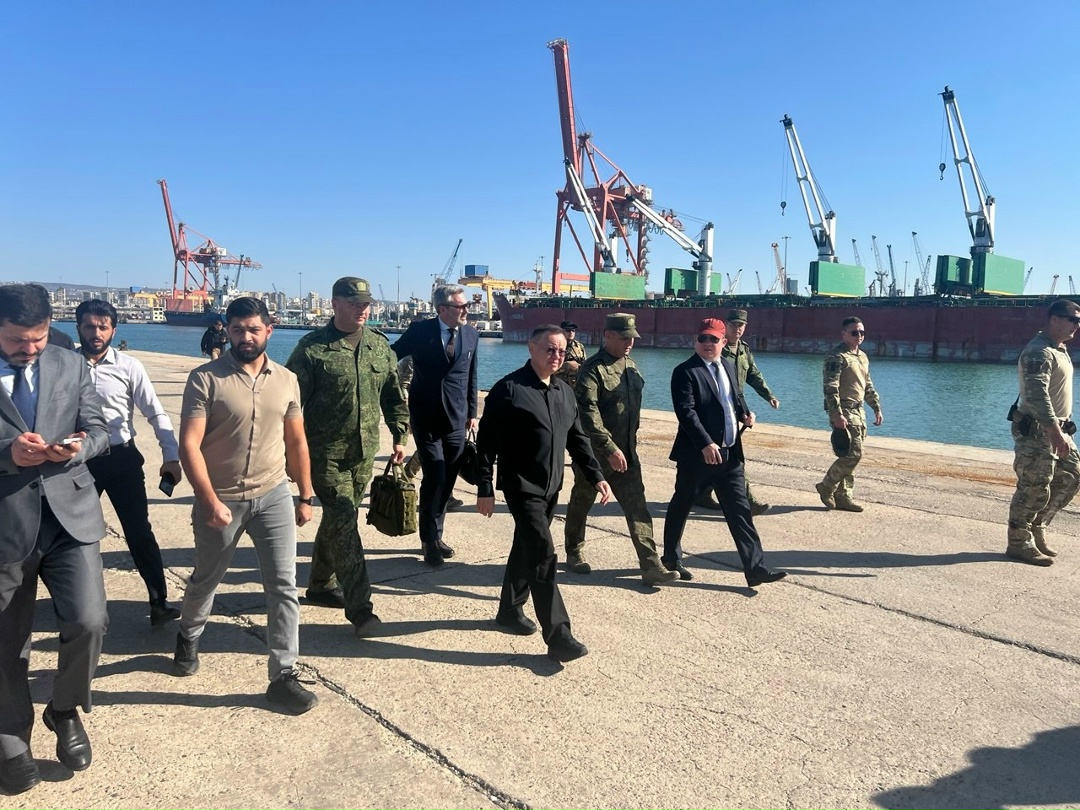 Сопредседатели Постоянной Российско-Сирийской комиссии по торгово-экономическому и научно-техническому сотрудничеству Ирек Файзуллин и Махер Шараа осмотрели…