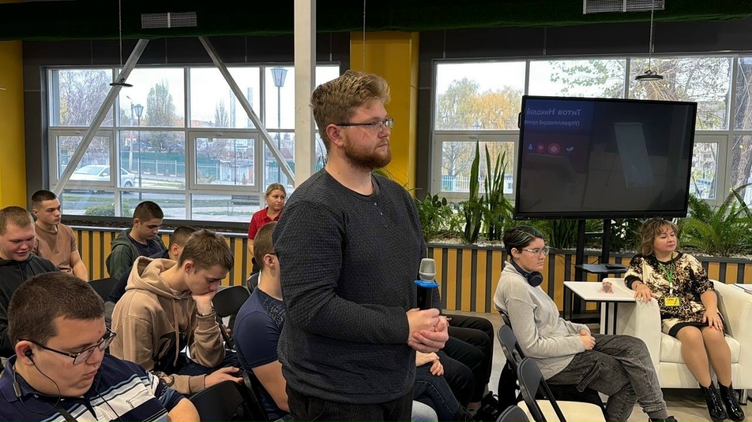 12 ноября на площадке «Мастерская #АгроДвиж» инжинирингового центра «Линия Горизонта» прошёл насыщенный день карьерно-образовательного интенсива «ПРОФнавигатор