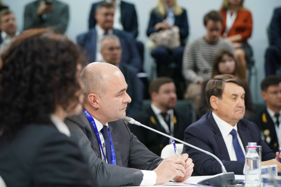 Контейнеры на радаре: эффективная логистика для достижения национальных целей