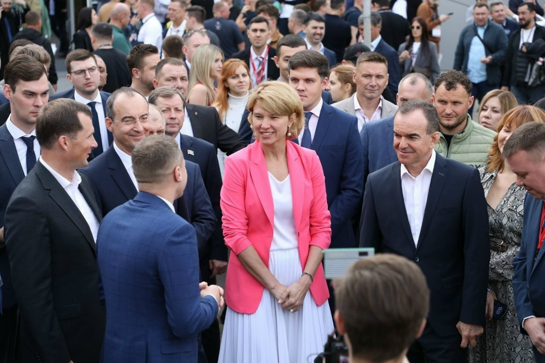 Оксана Лут и Вениамин Кондратьев открыли Международную сельскохозяйственную выставку «ЮГАГРО‐2025»