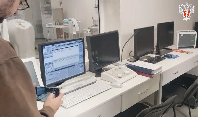 В Абхазии провели первые операции на новом ангиографе