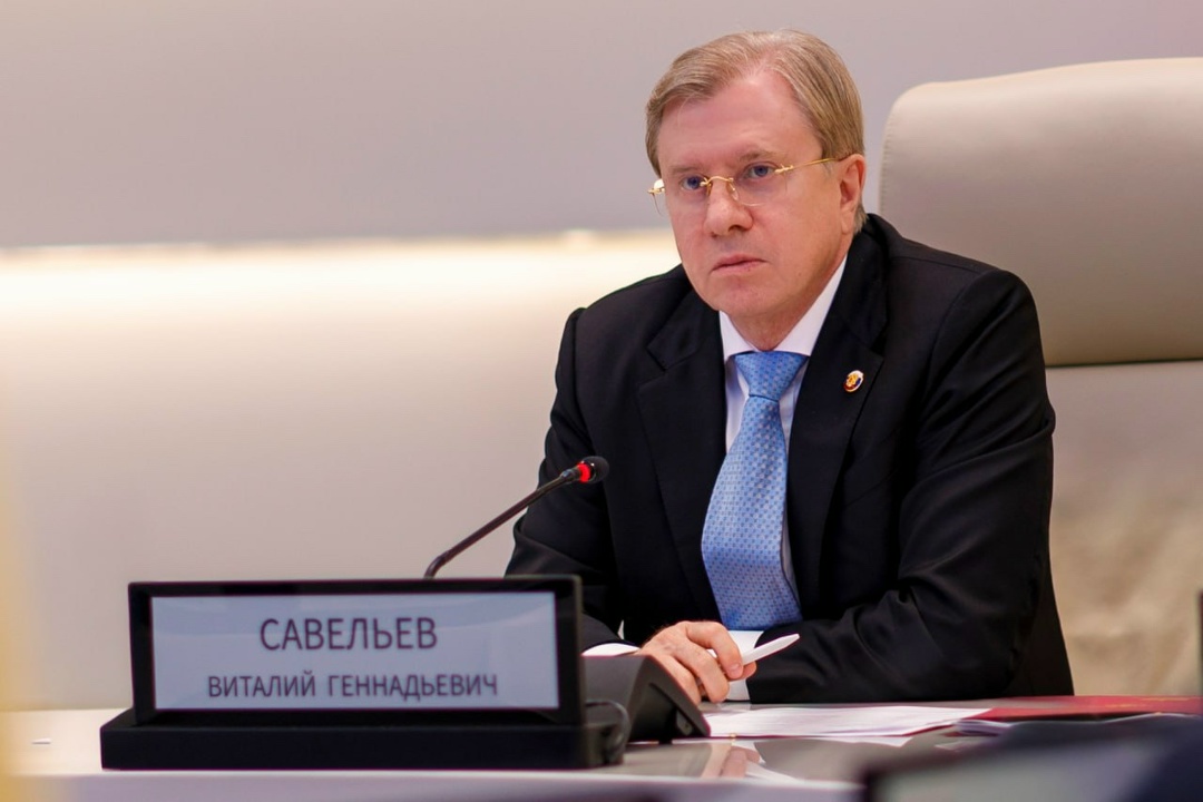 Виталий Савельев провел заседание правкомиссии для координации работ по ликвидации последствий чрезвычайной ситуации, вызванной крушением танкеров в Керченском…