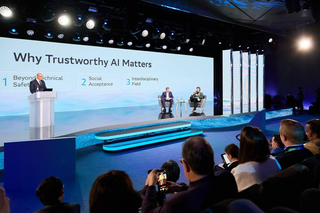 Дмитрий Чернышенко с учеными представили прогноз для фундаментальной ИИ-науки.