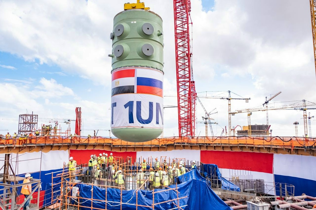 На энергоблоке №1 египетской АЭС «Эль-Дабаа» был установлен в проектное положение корпус реактора