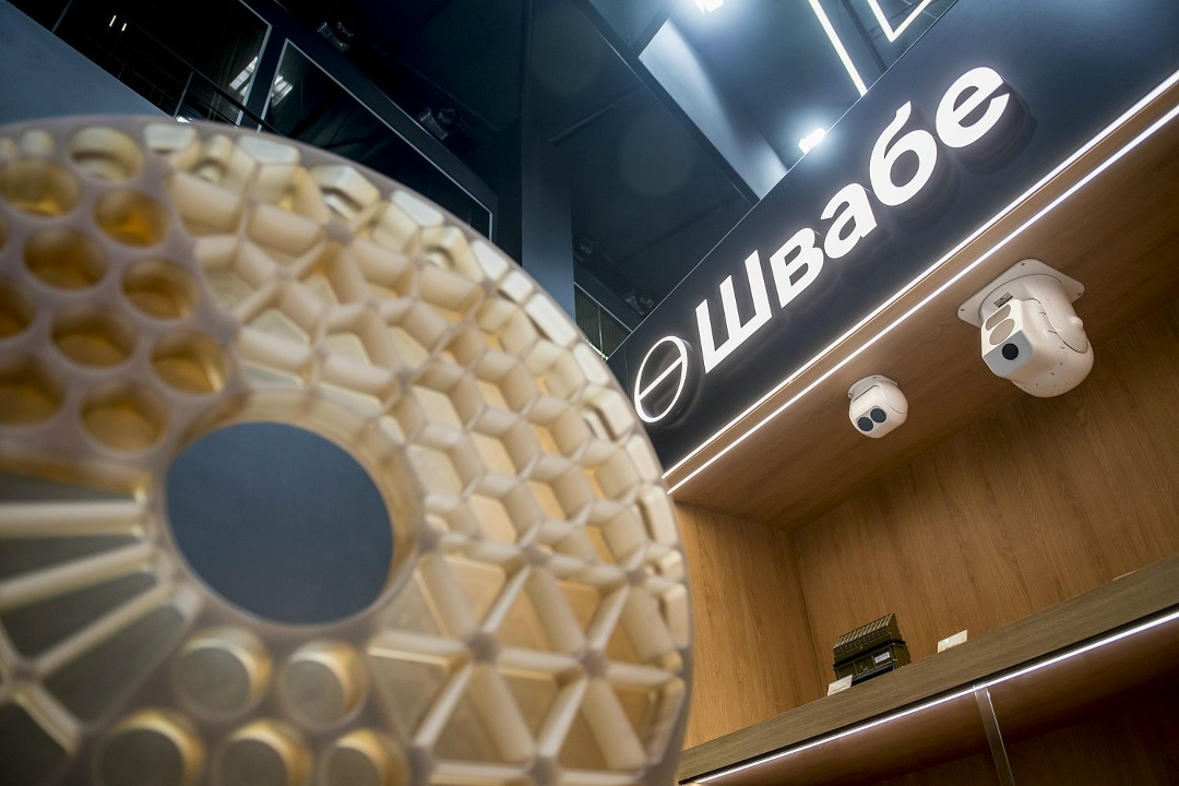 5 лет непрерывного роста В 2010 году холдинг «Швабе» был создан в составе Ростеха, что позволило объединить множество промышленных объектов и научных центров